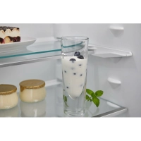 Встраиваемый холодильник Electrolux LNS9TE19S