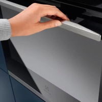 Духовой шкаф Electrolux KOAAS31CX