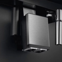 Встраиваемая кофемашина Electrolux KBC85Z