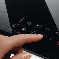 Варочная панель Electrolux LHR3233CK