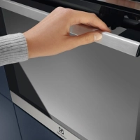 Духовой шкаф Electrolux LOC8H31X