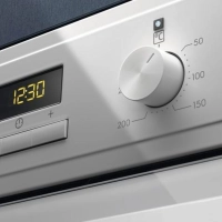 Духовой шкаф Electrolux EOF3H40BW