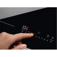 Индукционная варочная поверхность Electrolux EIV9467