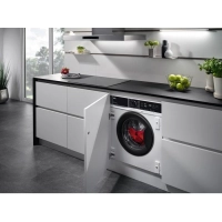 Стиральная машина встраиваемая  с фронтальной загрузкой AEG L8FBE48SCI