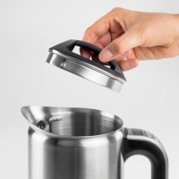 Чайник Caso 1л серебристый WK Cool-Touch