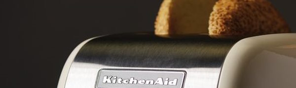 Тостер KitchenAid, кремовый, 5KMT221EAC